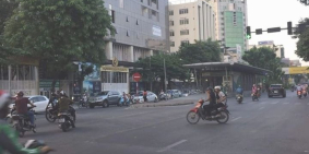 Nhà Giảng Võ, kinh doanh, ôtô vào nhà