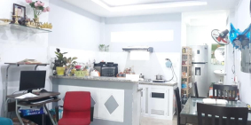 Nhà mới gần MT Lý Thái Tổ,  quận 10, hẻm 3m, DT 35m2, 3 PN, giá 3.9 tỷTL.