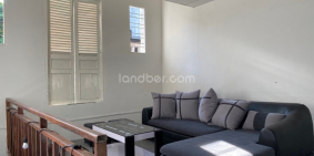 Ngân hàng thanh lý nhà 79m2 đường Hoàng Diệu, q4, sổ riêng, gần chợ Xóm Chiếu.