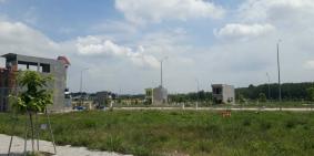 Bán gấp nhà mới 100% ngay chợ Bình Dương