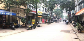 Bán đất phân lô quân đội Nguyễn Hoàng Tôn 72m2, vỉa hè, đường 8m