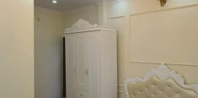 Bán nhà phố Khương Đình, phân lô, căn góc, ô tô, 42m2, 5 tầng, giá 3.8 tỷ.