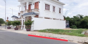 NỀN BIỆT THỰ PHÍA SAU CÓ CON KÊNH THUỘC KHU NAM LONG 2-CẦN THƠ