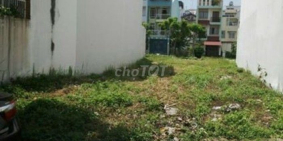 Chính chủ cần bán gấp lô đất ngay chợ , 75m2, 610tr ngay phan văn hớn, hóc môn