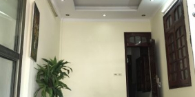 Cho thuê mặt bằng kinh doanh- văn phòng mặt đường Bưởi