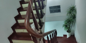 Vỡ Nợ !! Hạ Gía Bán Gấp Nhà Cầu Giấy 2 Thoáng 42m2 x 5 Tầng.