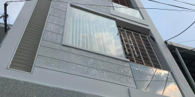 Chủ gủi bán căn 4 tầng đường Trần Hưng Đạo Quận 1. DT 53M2, giá chỉ 6 tỷ 5.