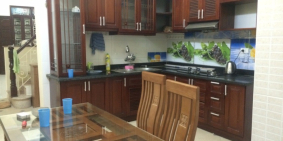 Cho thuê nhà nguyên căn ở Đội Cấn 3 phòng ngủ full đồ.