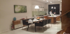 Cho thuê nhà MT Yên Đỗ, P.1, Bình Thạnh  4x13m, 3 tầng, 15 tr/thg