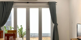 Cho thuê căn nhà 2 tầng đường 7m5 Nguyễn Cơ Thạch, gần biển, giá 10tr/th, lh 07