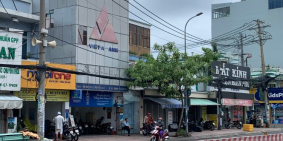 Nhà Nguyên Căn Mặt Tiền Huỳnh Tấn Phát, p.Phú Mỹ, Quận 7. DT: 4.5x20m.