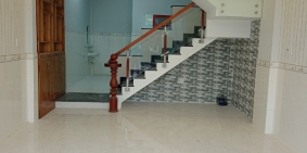 kẹt tiền bán nhà gấp,sổ hồng riêng,1 trệt 3 lầu,sân thượng,G 2ty3 sd