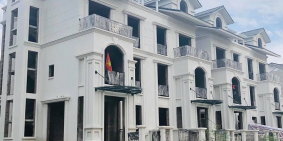 Bán lô  BT Tây hồ Residence suất ngoại giao 135 m xây 3,5 tầng 1 hầm 30 tỷ