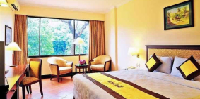 Cực hiếm! Bán Khách Sạn Trung Tâm Phố cổ 180m2- 10 tầng, MT 9m LN Khủng.