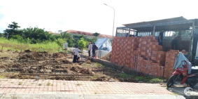 Còn 3 lô đất mặt tiền đường ĐT826 (90m2) SHR, giá để đầu tư 680tr/nền