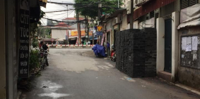 Bán nhà tại phố Lạc Long Quân, Cầu Giấy - ô tô tránh nhau