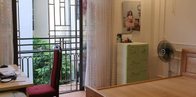 Bán nhà 5 tầng đầu Ngọc Thụy, Long Biên, 60m2, 2,x tỷ Đẹp-Nội thất xịn.