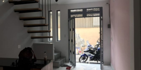 Bán nhà 1 trệt 1 lầu 3.5 x 6.8m đường Mễ Cốc p15.q8 giá 2ty2 shr chính chủ.