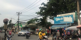 Bán nhà MTKD đường Nguyễn Xiển, Dt: 4.3m x 23.1m, sổ hồng riêng. Gía: 11 tỷ.