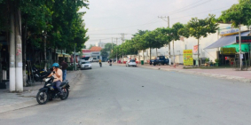 Bán nhà chính chủ , có sổ hồng , hỗ trợ ngân hàng