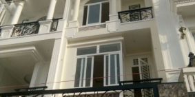 Ly hôn cần bán gấp nhà phố Trung tâm Tp.THUẬN AN giá chỉ 2 tỷ