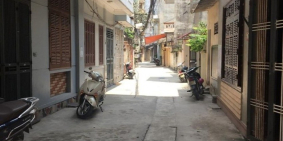 Bán nhà đường Bưởi 35m, 3T, MT4.5, 3.3 tỷ, cho thuê,kd