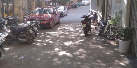 Bán nhà lô góc, ngõ thông khắp nơi, 51 m2, mặt tiền 4.5m, giá 4.8 tỷ