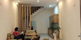 Cần bán gấp - Giảm sâu !!! Chỉ 2.x Tỷ 36m -  Nhà đẹp Hoàng Mai - Bến xe Giáp Bát