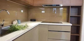 Tôi có căn hộ đang cần cho thuê trước khi hết tháng 8 này,CH 2pn 67m2 BC Đông Na