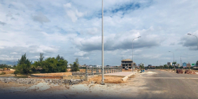 Đất 160m2 dãy 2 QT đường 13m giá chỉ 15.5 trm2