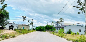 cần tiền bán gấp lô k15 Nam Đông Hà đường Lạc Long Quân