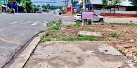 ĐẤT GẦN TRUNG TÂM HÀNH CHÍNH TÂN UYÊN 100M2 GIÁ 530TR/1 NỀN