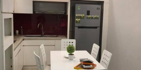 NHÀ ĐẸP Ở NGAY TẠI NGUYỄN TRÃI - GIAO THÔNG THUẬN TIỆN - GẦN ROYAL CITY.