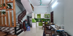 Cần bán gấp nhà phố Ngọc Thụy, phường Ngọc Thụy, quận Long Biên, ô tô tránh,