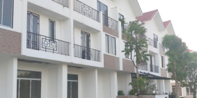 Nhà 3 tầng khu B hướng chính nam Royal Park Huế