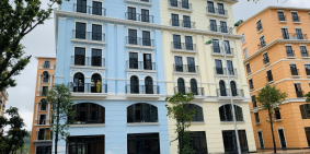 Bán khách sạn 44 phòng đối diện Resort InterContinental Phú Quốc