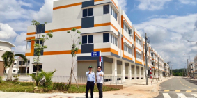 bán nhà shophouse 2 mặt tiền, trục chính KĐT Oasis, Đối diện trường ĐH Việt Đức