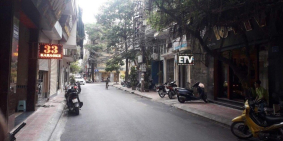 CC bán nhà số 12 mặt phố cổ Trương Công Định gần Vạn Phúc 46m2 chỉ 4.568 tỷ. LH: