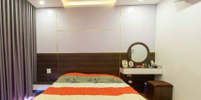 CC bán nhà MP Phùng Hưng sầm uất gần Viện 103, 38m2x5T chỉ 6.38 tỷ. LH: 0989.62.