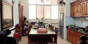 Bán nhà Thanh Nhàn 3.45 tỷ 42m2, 4 tầng, phân lô, dân trí cao