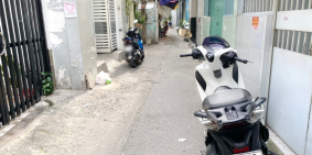 3.7*16.21m/nhà cấp 4 hẻm 100 Dương Bá Trạc P2Q8 - Mr Hà Cty BĐS Tâm Điền