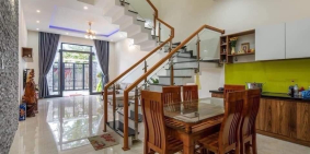 Nhà mặt tiền kinh doanh mọi hình thức 1 tỷ 900tr