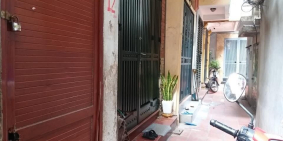 Bền vững theo giời gian-căn nhà cấp 4 33m2 sát phố đoàn thị điểm-2x tỷ