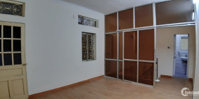 Gia đình cần bán gấp nhà phố Hào Nam, Hà Nội.