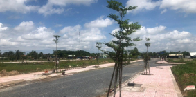 HOT HOT HOT Đất thổ cư 100%, nằm ngay trung tâm thị trấn, giá siêu rẻ.