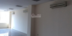 Cho thuê văn phòng đường Thành Thái, Q10, 85m2, 30.85 triệu/ tháng bao VAT