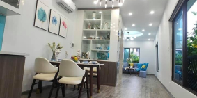 Siêu phẩm nhà mặt phố đường Bưởi, 50m2, 4 tầng, nhà mới, thang máy, chỉ 10 tỷ.