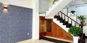 Bán Nhà Kiểu Châu Âu 600 Triệu- Đường Quốc Lộ 50 - Sổ Hồng Chính Chủ