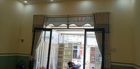 Cần tiền bán gấp nhà  cấp 4 hẻm  to Hùng Vương Quảng Ngãi