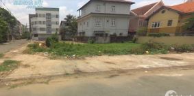 Bán Đất MT Bắc Hải, Ngay Mobiphone Q10, SHR, TC 100%, giá 2.2 Tỷ = 80m2